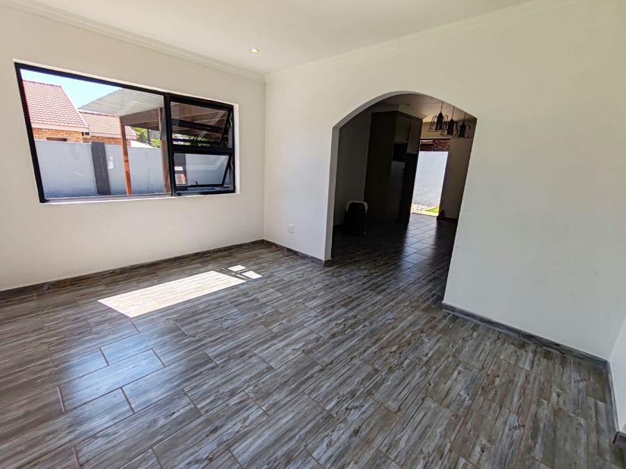 4 Bedroom Property for Sale in Potchefstroom North West